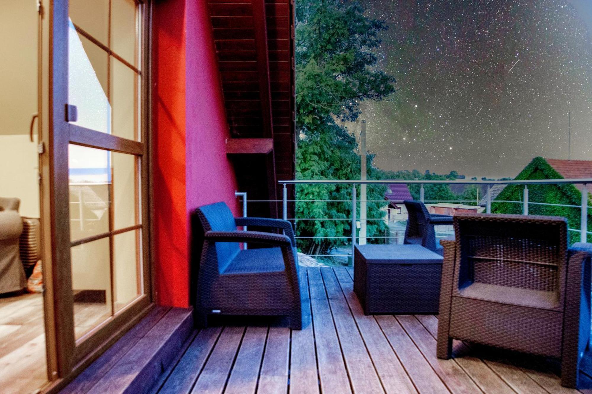 K9 Resort **** ズルチュ・ナト・サーザヴォウ エクステリア 写真